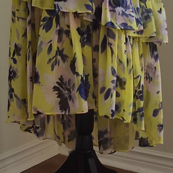 Eliza J Yellow Chiffon Dress with Blue Floral Print, Size 6 - Picture 7 of 9